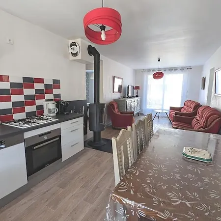 펜션 House And Garden 600m From The Ocean - 3 Bedrooms *